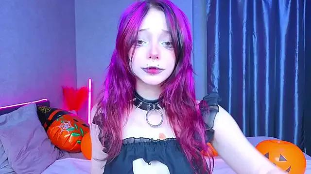 KittieHeart from StripChat is Freechat