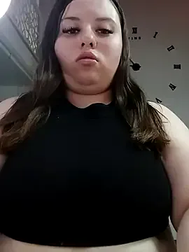 Kitty_Bms_ on StripChat 