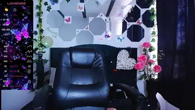 Kitty_Cute20 from StripChat