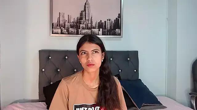 Kitty_gh1 from StripChat is Freechat