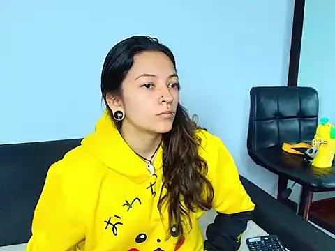 Kitty_ravee from StripChat is Freechat