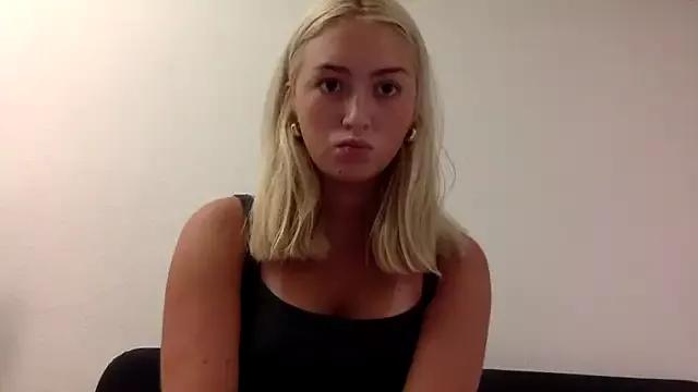 Kitty_Swetty from StripChat is Freechat
