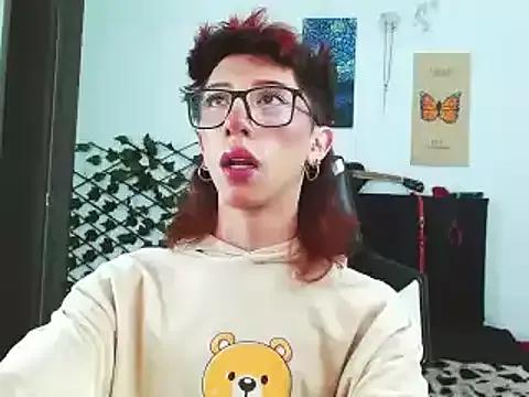 kitty_vaal from StripChat
