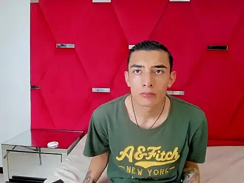 kittyAndLiam69 from StripChat is Freechat