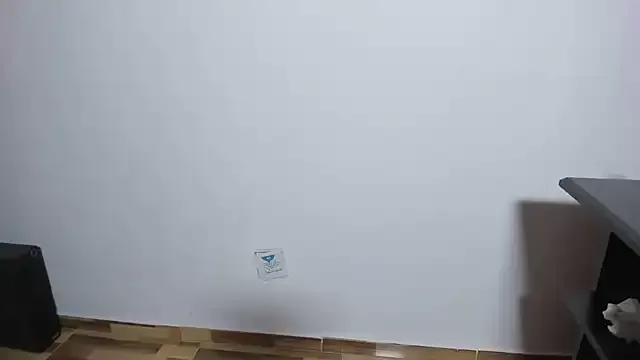 Kittybitch_ from StripChat is Freechat