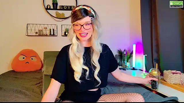 Try our streaming cams variety and talk on a personal level with our adorable girls streamers, showing off their bountiful shapes and dildos.