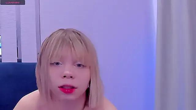 Try our streaming cams variety and talk on a personal level with our adorable girls streamers, showing off their bountiful shapes and dildos.