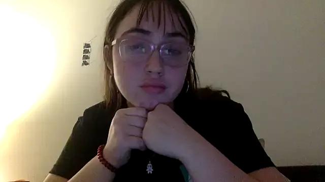 kittygrl302 from StripChat
