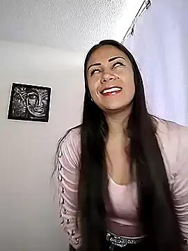 KittyHoleshot87 from StripChat