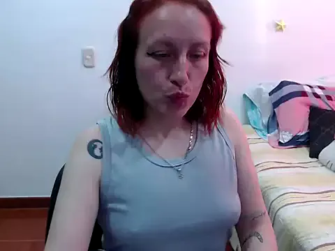 Kittykalor09 from StripChat