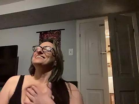 KittyKat_LoLo from StripChat