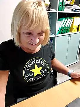 Kittynew60 from StripChat