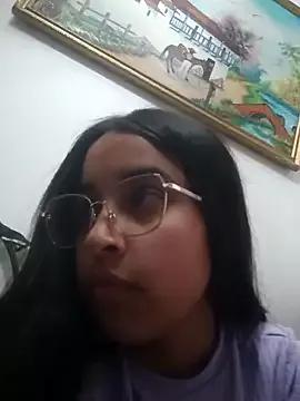 Kittyping17 from StripChat is Freechat