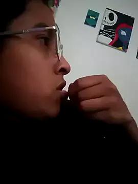 Kittyping17 from StripChat