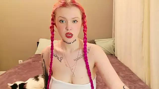 Try our streaming cams variety and talk on a personal level with our adorable girls streamers, showing off their bountiful shapes and dildos.