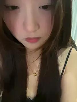kkkiii889 from StripChat