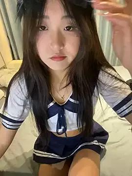 kkkiii889 from StripChat