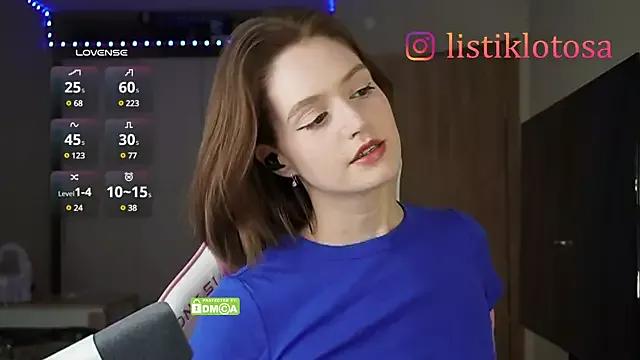 kookome from StripChat