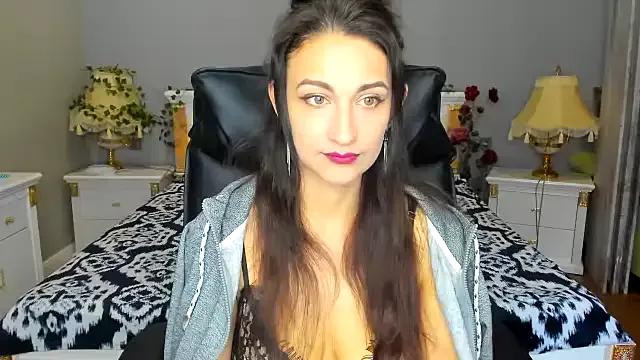 KorriNaughty from StripChat