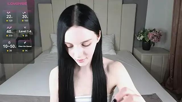 KRIS_OVA from StripChat is Freechat