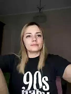 KrissSexi from StripChat is Freechat