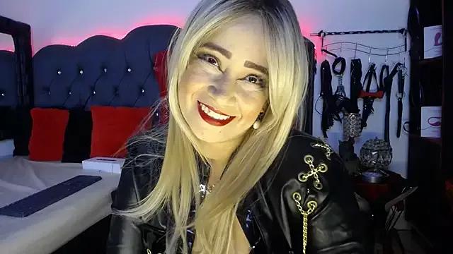 KristhalRasmussel from StripChat is Freechat