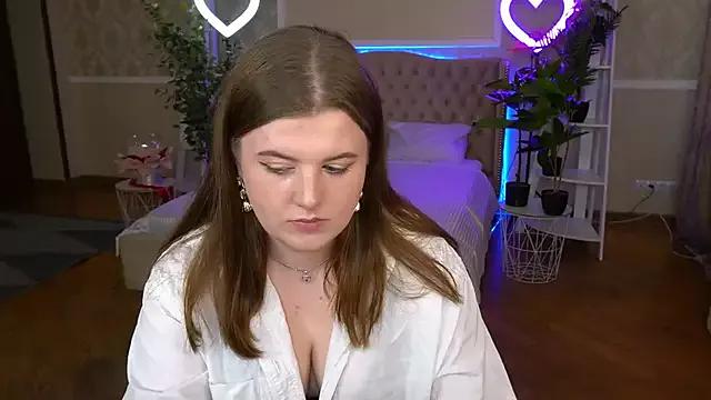 Try our streaming cams variety and talk on a personal level with our adorable girls streamers, showing off their bountiful shapes and dildos.