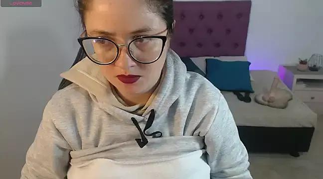Try our streaming cams variety and talk on a personal level with our adorable girls streamers, showing off their bountiful shapes and dildos.