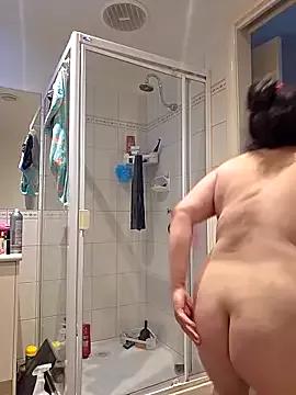 KrystalRoss from StripChat is Freechat