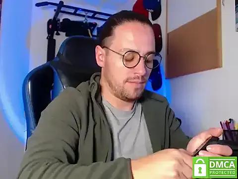 kurt_xx from StripChat is Freechat