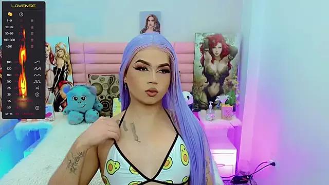 Try our streaming cams variety and talk on a personal level with our adorable girls streamers, showing off their bountiful shapes and dildos.