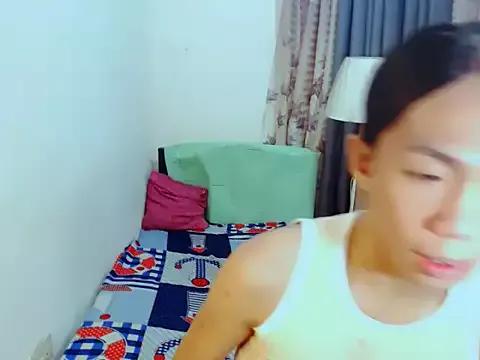 KYLAHARDFUCKER69 from StripChat is Freechat