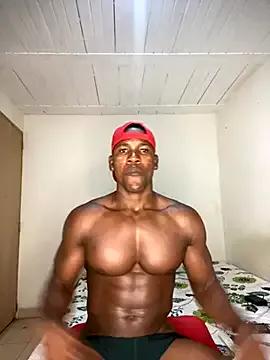 KylerThompson from StripChat is Freechat