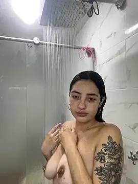 kylie444_ from StripChat is Freechat