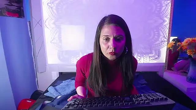 Try our streaming cams variety and talk on a personal level with our adorable girls streamers, showing off their bountiful shapes and dildos.