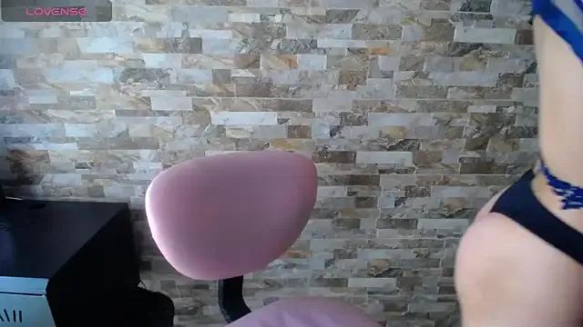 Try our streaming cams variety and talk on a personal level with our adorable girls streamers, showing off their bountiful shapes and dildos.