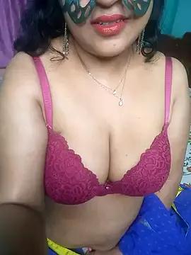 Laaly_Sona from StripChat