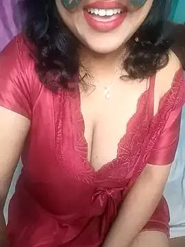 Laaly_Sona from StripChat is Freechat