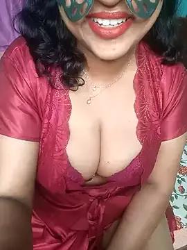 Laaly_Sona from StripChat