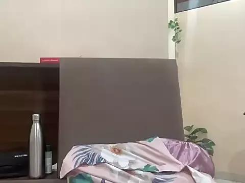 Laaylllaa from StripChat