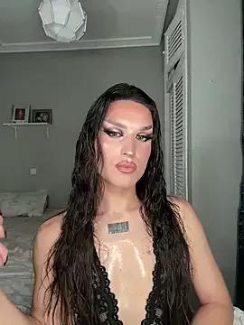 lacattiva from StripChat