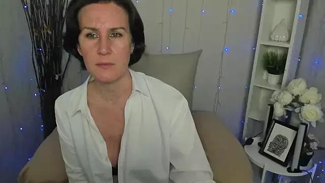 Lady__L from StripChat is Freechat