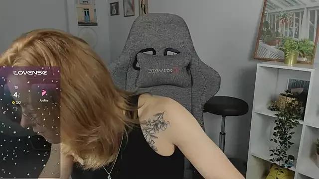 Try our streaming cams variety and talk on a personal level with our adorable girls streamers, showing off their bountiful shapes and dildos.