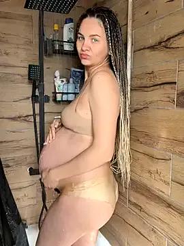 LadyLuck05 from StripChat is Freechat