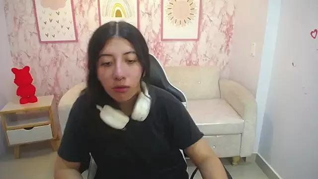 Ladysessh_ch from StripChat is Freechat