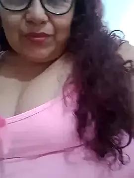 ladytropical1 from StripChat is Freechat