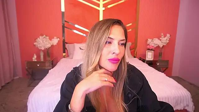 Try our streaming cams variety and talk on a personal level with our adorable girls streamers, showing off their bountiful shapes and dildos.