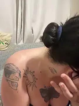 LaGueraDelMar from StripChat is Freechat