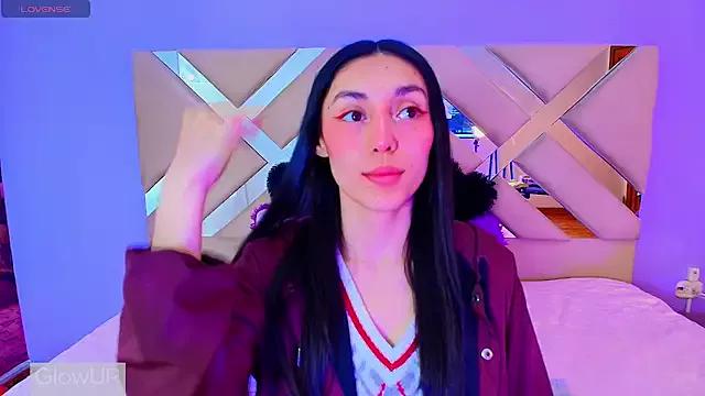 Laia_Price from StripChat is Freechat