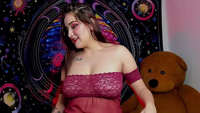 LailaCatt from StripChat